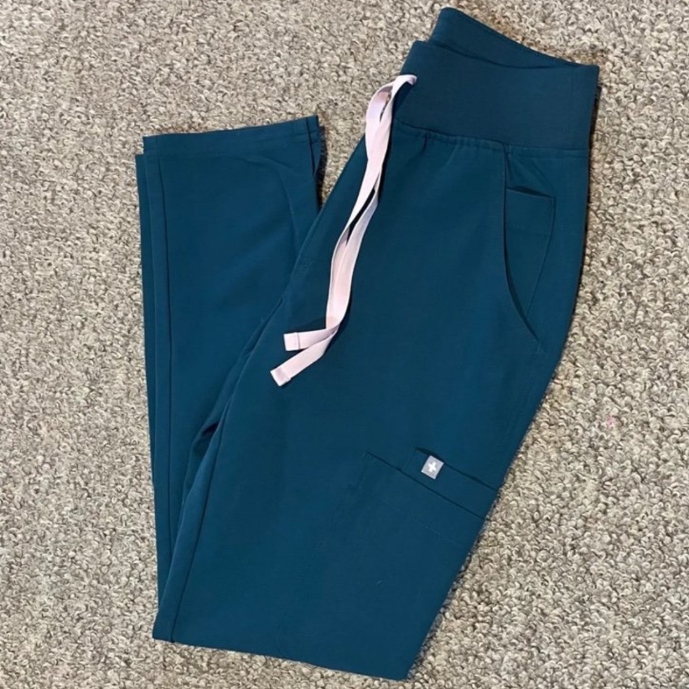 Figs Scrub Pants